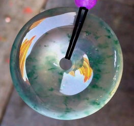 緬甸翡翠玉石 互聯(lián)網(wǎng)浪潮下，實(shí)體珠寶店的盈利困境