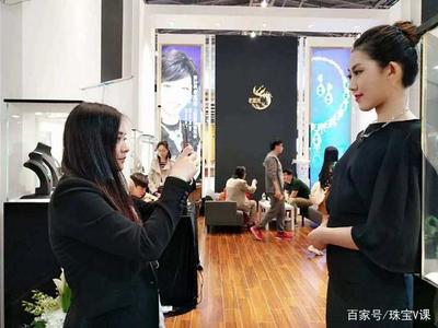 互聯網+大數據時代下，珠寶企業的網紅營銷與粉絲經濟新路徑